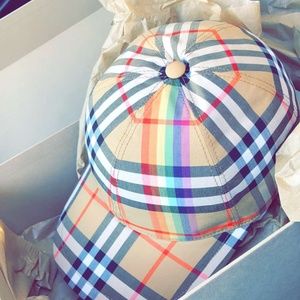 Burberry Rainbow Check cotton cap